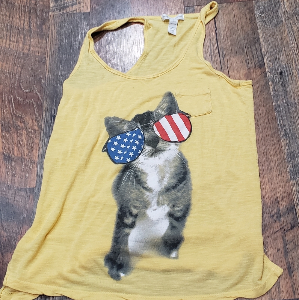 Juniors tank top